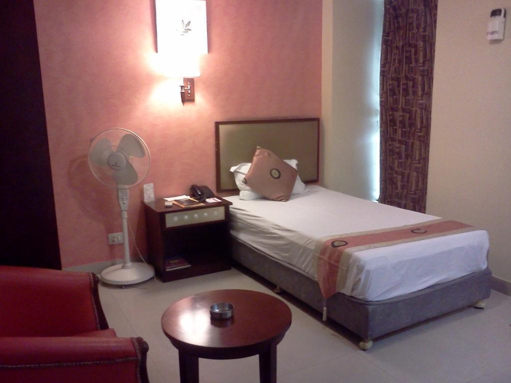 Landmark Hotel Calcutta  Camera foto